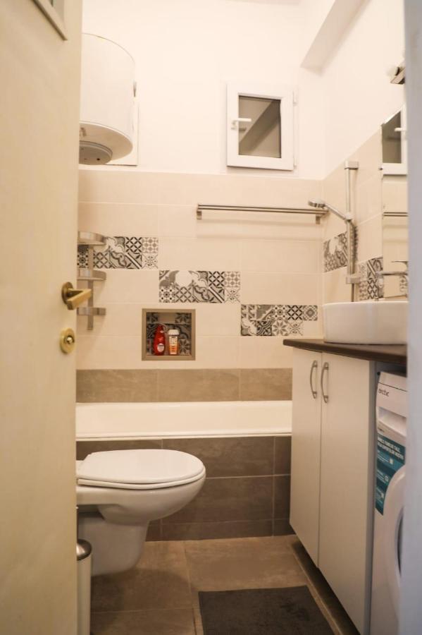 Apartament, Ultracentral, zona Piata Universitatii Bucarest Esterno foto